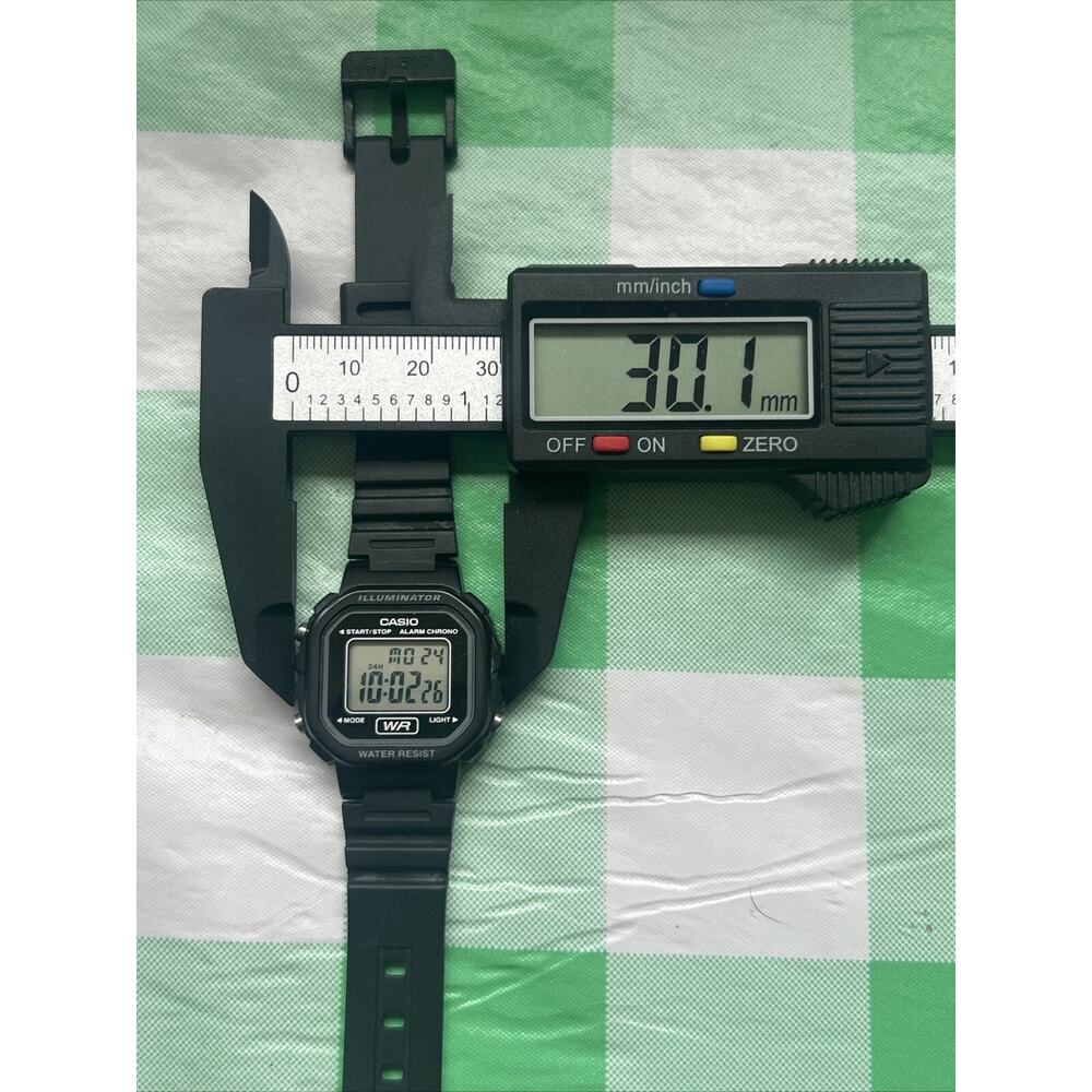Casio Illuminator Women’s Watch - Picture 9 of 9